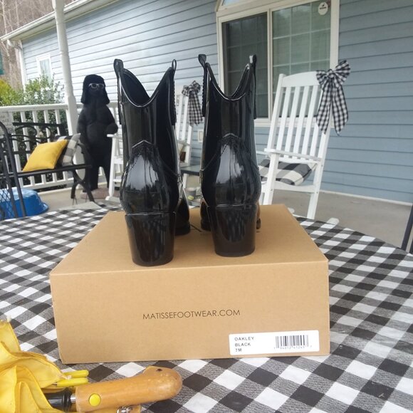 Women's BEACH BLACK PATENT WESTERN Style RAINBOOT Size 7 - Picture 5 of 5